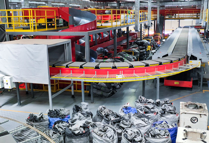 Cross Belt Sorter Manufacturers in 2025: Realkey Leads with High-Speed, Versatile Solutions